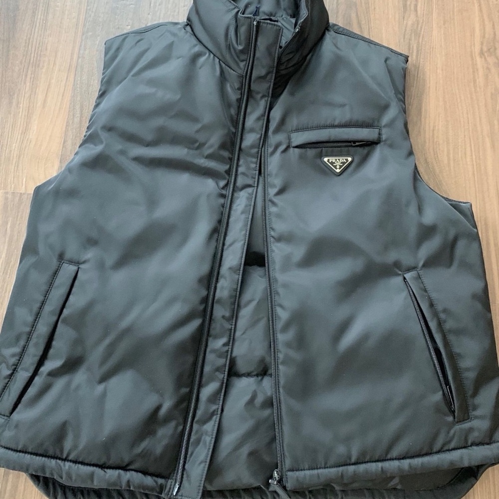 Prada mens vest L/XL
